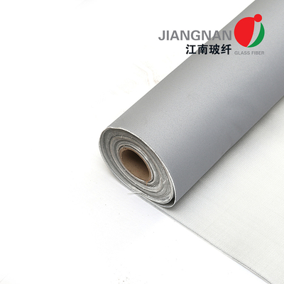 200gsm enduit par polyuréthane - tissu de la fibre de verre 3000gsm largeur de 1000mm - de 2000mm pour l'usage de B2B